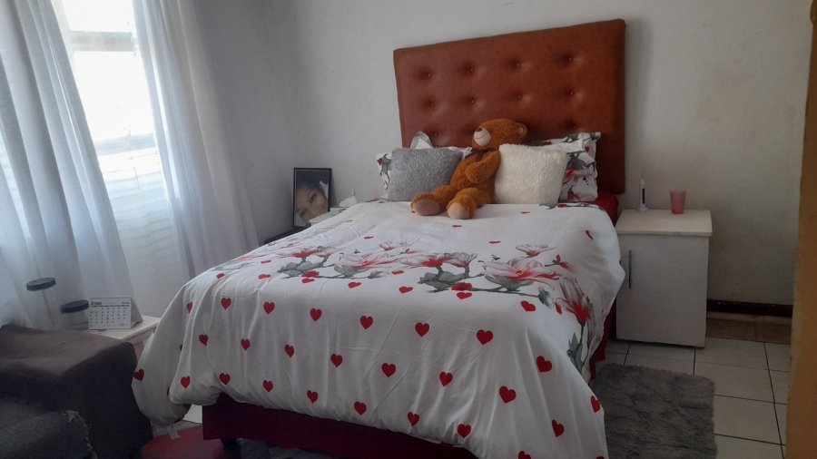 2 Bedroom Property for Sale in Quigney Eastern Cape